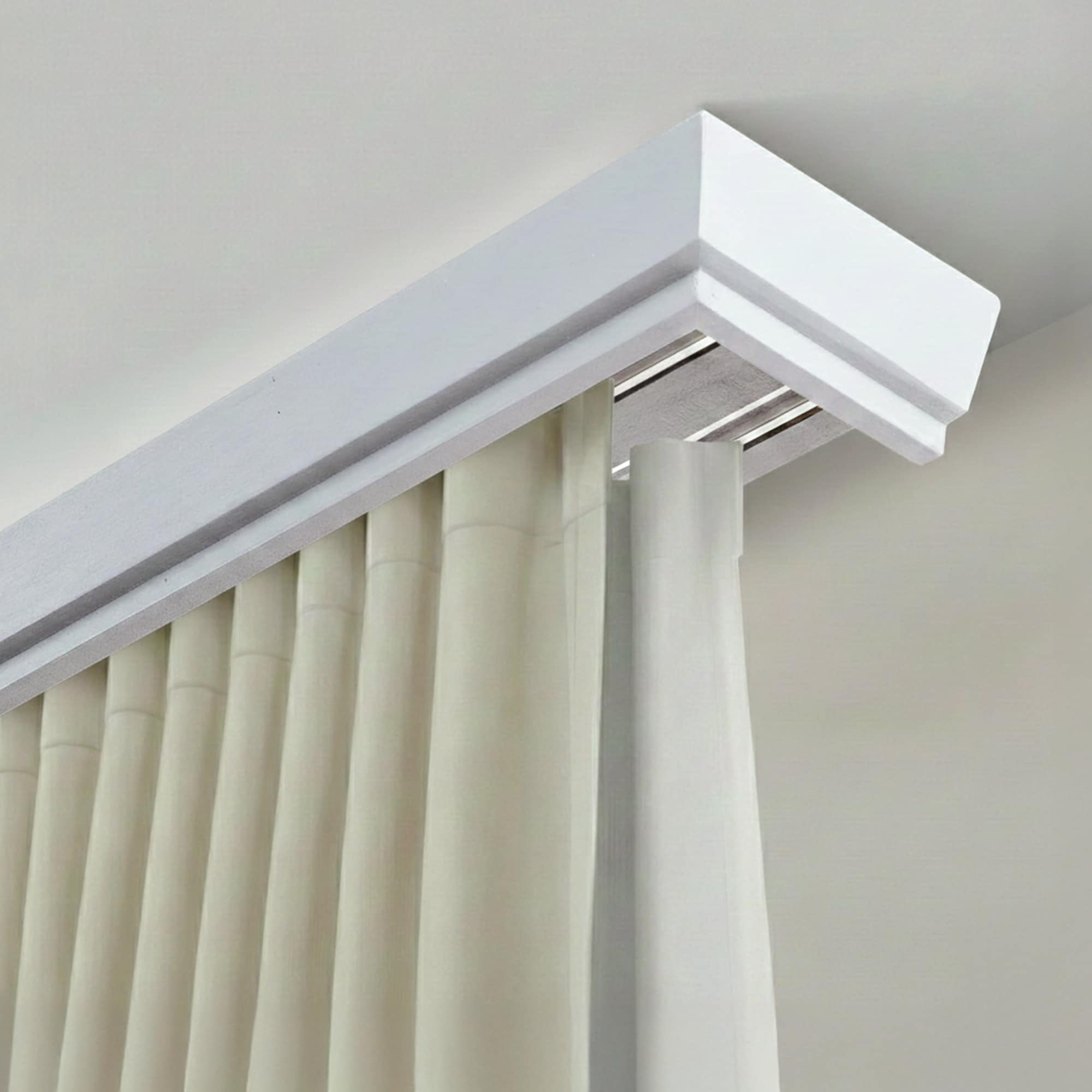 Conic Wooden Curtain Track System with Decorative Valance